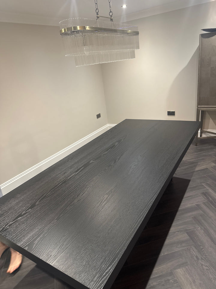 Berkeley Designs Sorrento Textured Dark Oak Dining Table With Chairs