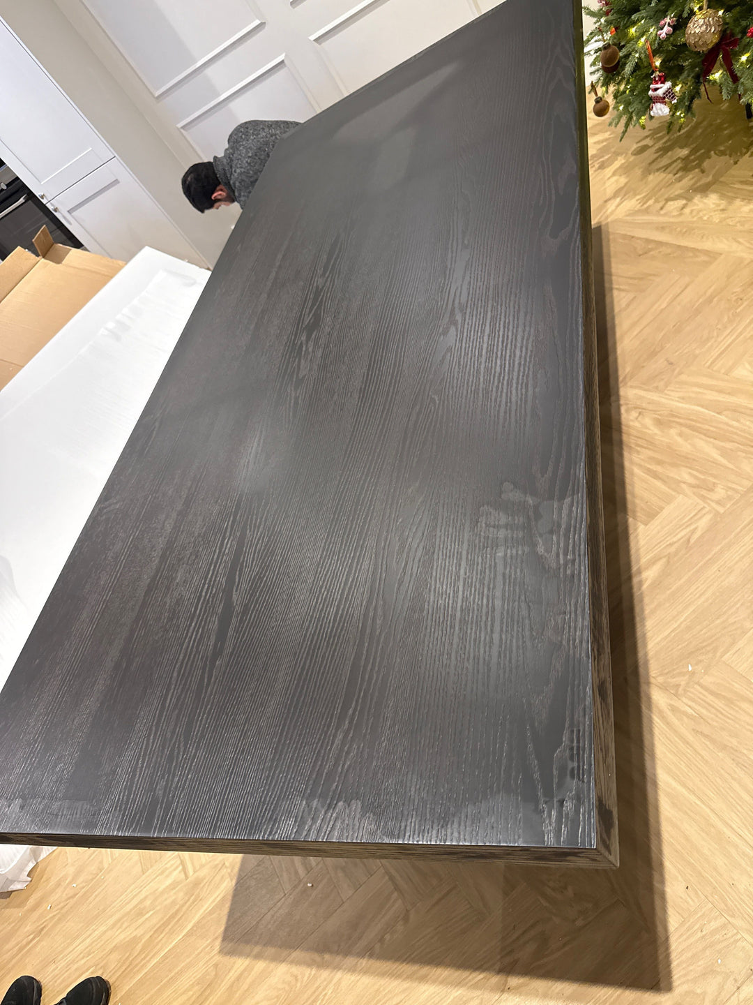 Berkeley Designs Sorrento Textured Dark Oak Dining Table With Chairs