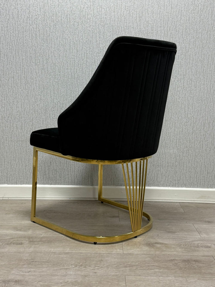 Carlton Black/Gold Plush Velvet Dining Chair