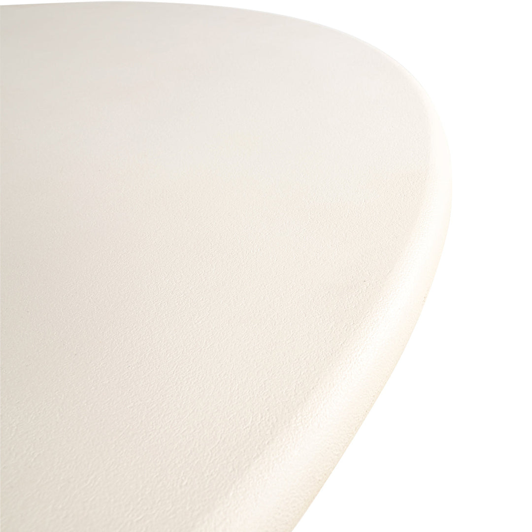 Richmond Interiors Winslow Round 135cm White Dining Table