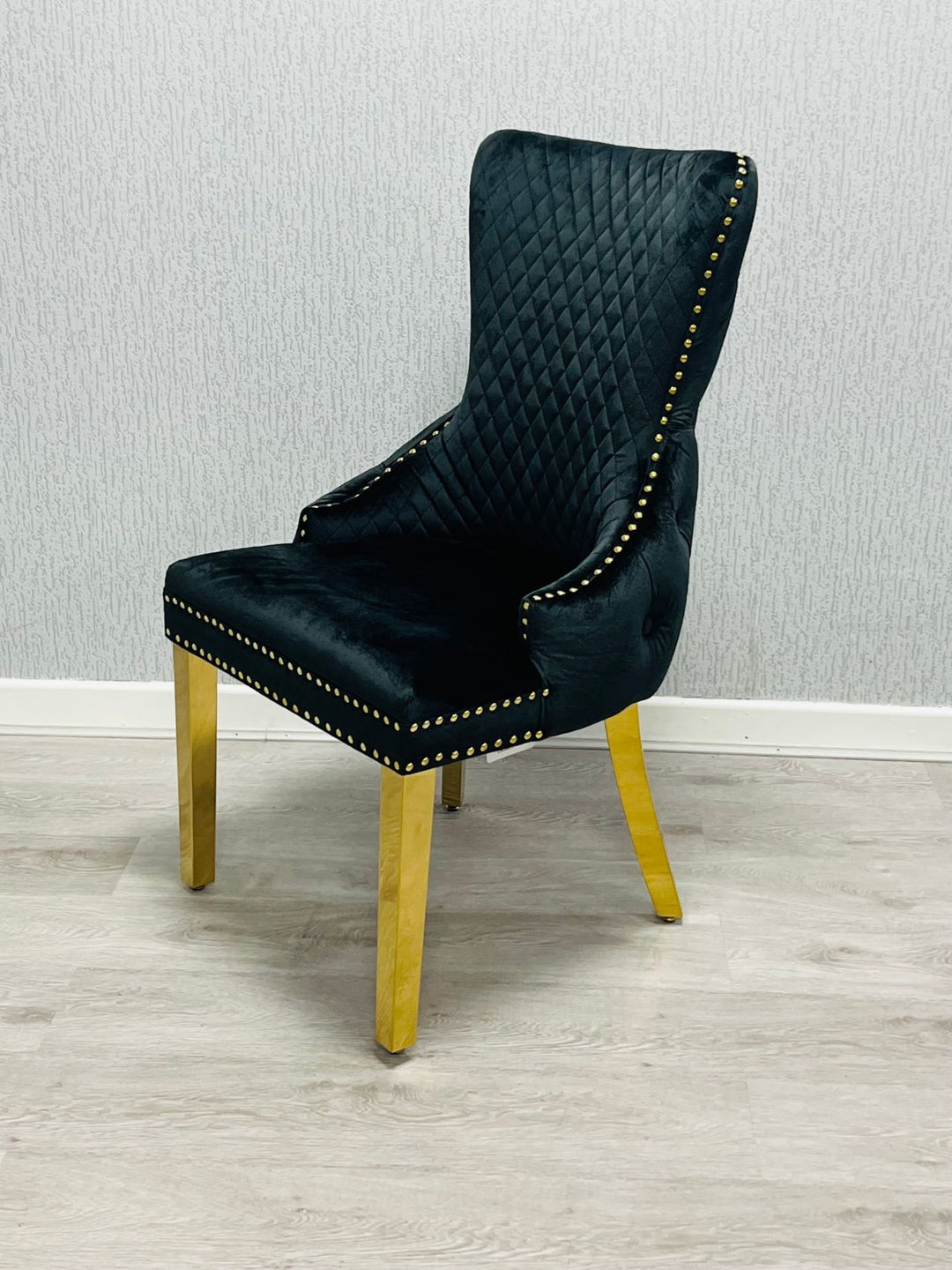 Arial Marble & Gold Dining Table With Victoria Quilted Ring Knocker Dining Chairs Gold Legs