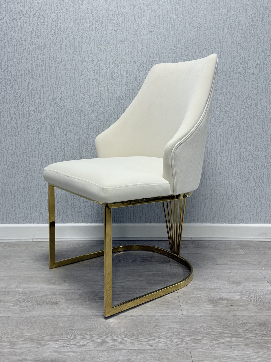 Arial Marble & Gold Dining Table With Carlton Dining Chairs Gold Legs