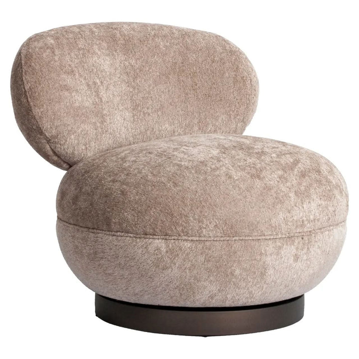 Richmond Interiors Jace Be Easy Sand Swivel Lounge Chair