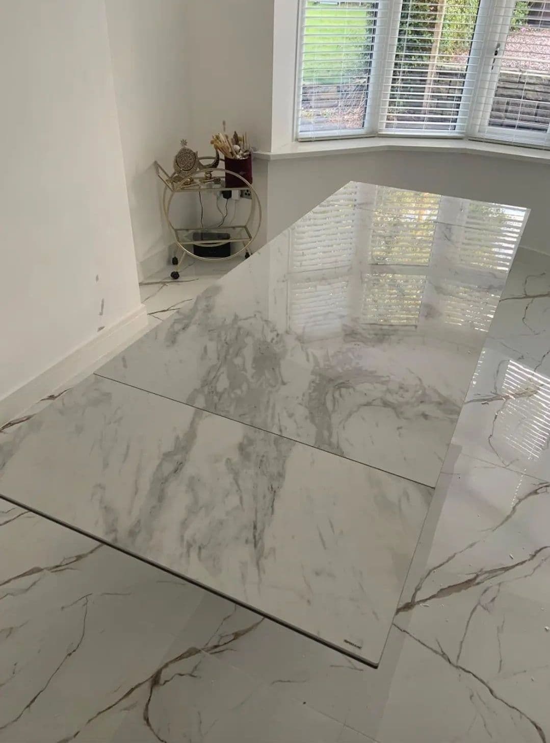 Phoenix 160-240cm White Ceramic Marble Extending Table